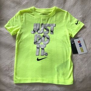 NWT Nike Boy’s Graphic T-Shirt Size 4T/XS